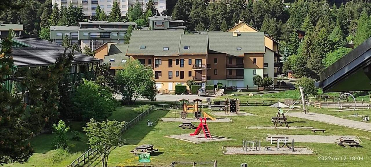 Apt Confortable Au Pied Des Pistes Et De La Foret Bolquere Pyrenees 2000 外观 照片